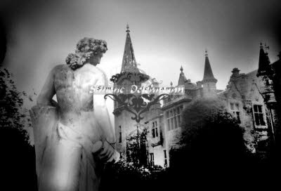 Ecclescrieg Statue